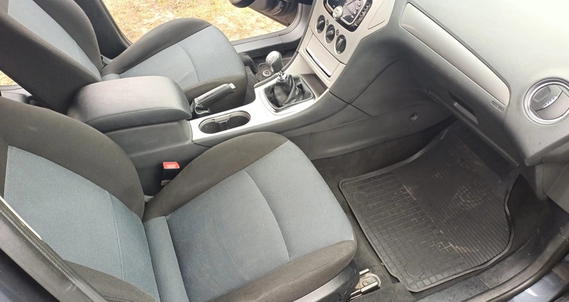 Ford Mondeo cena 9300 przebieg: 339220, rok produkcji 2010 z Rumia małe 37